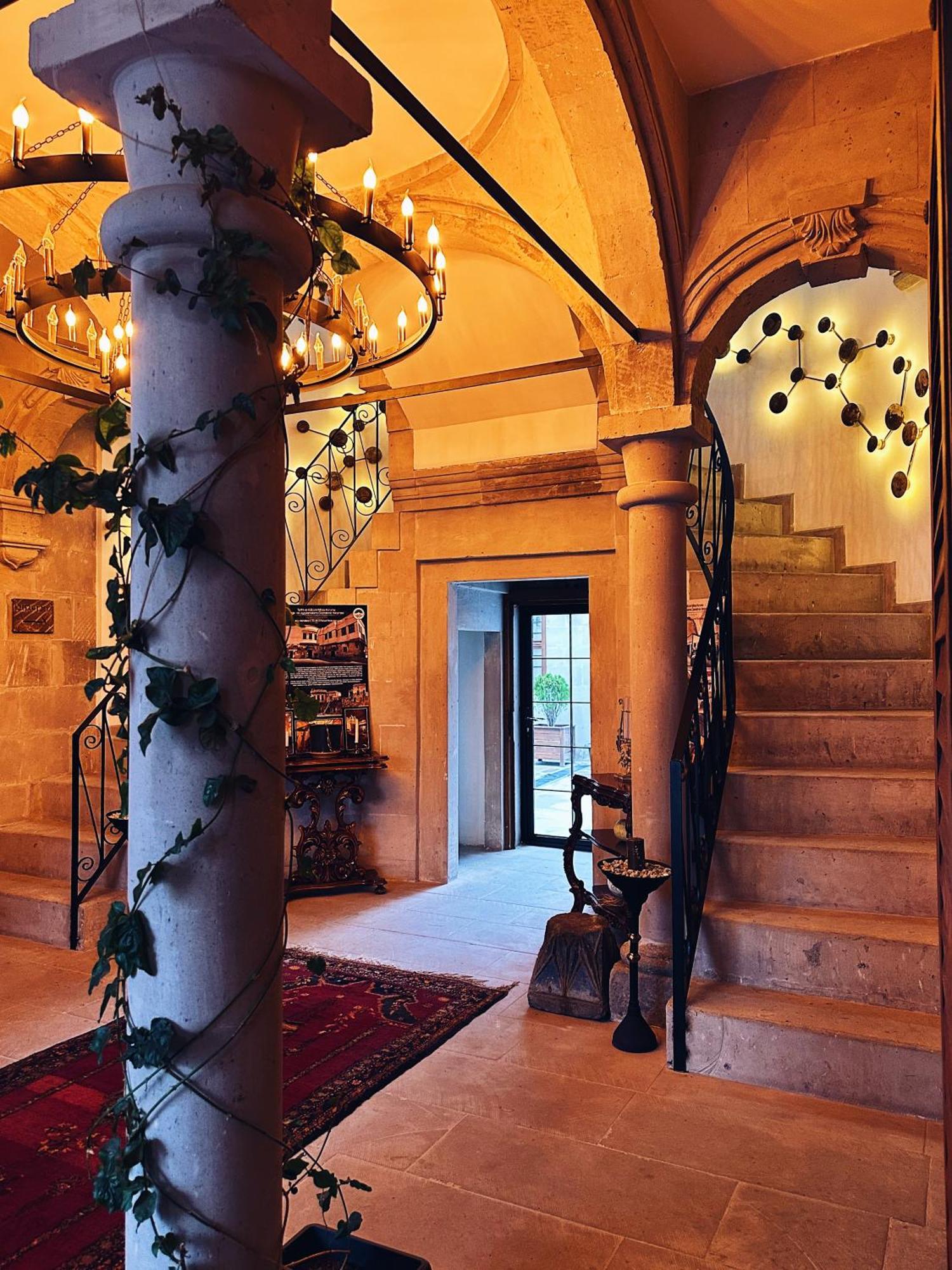 קייסרי Four Mansions Hotel מראה חיצוני תמונה