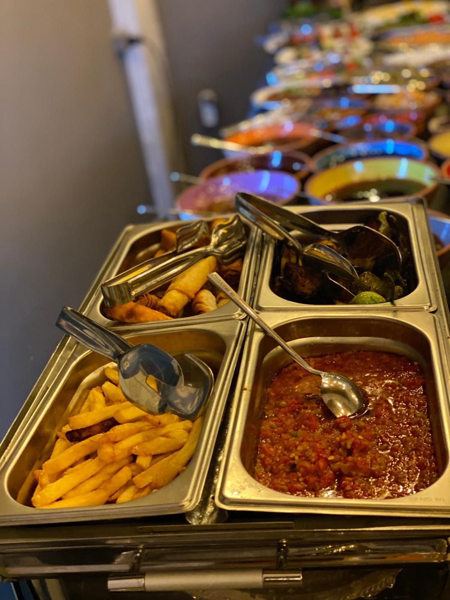 קייסרי Four Mansions Hotel מראה חיצוני תמונה