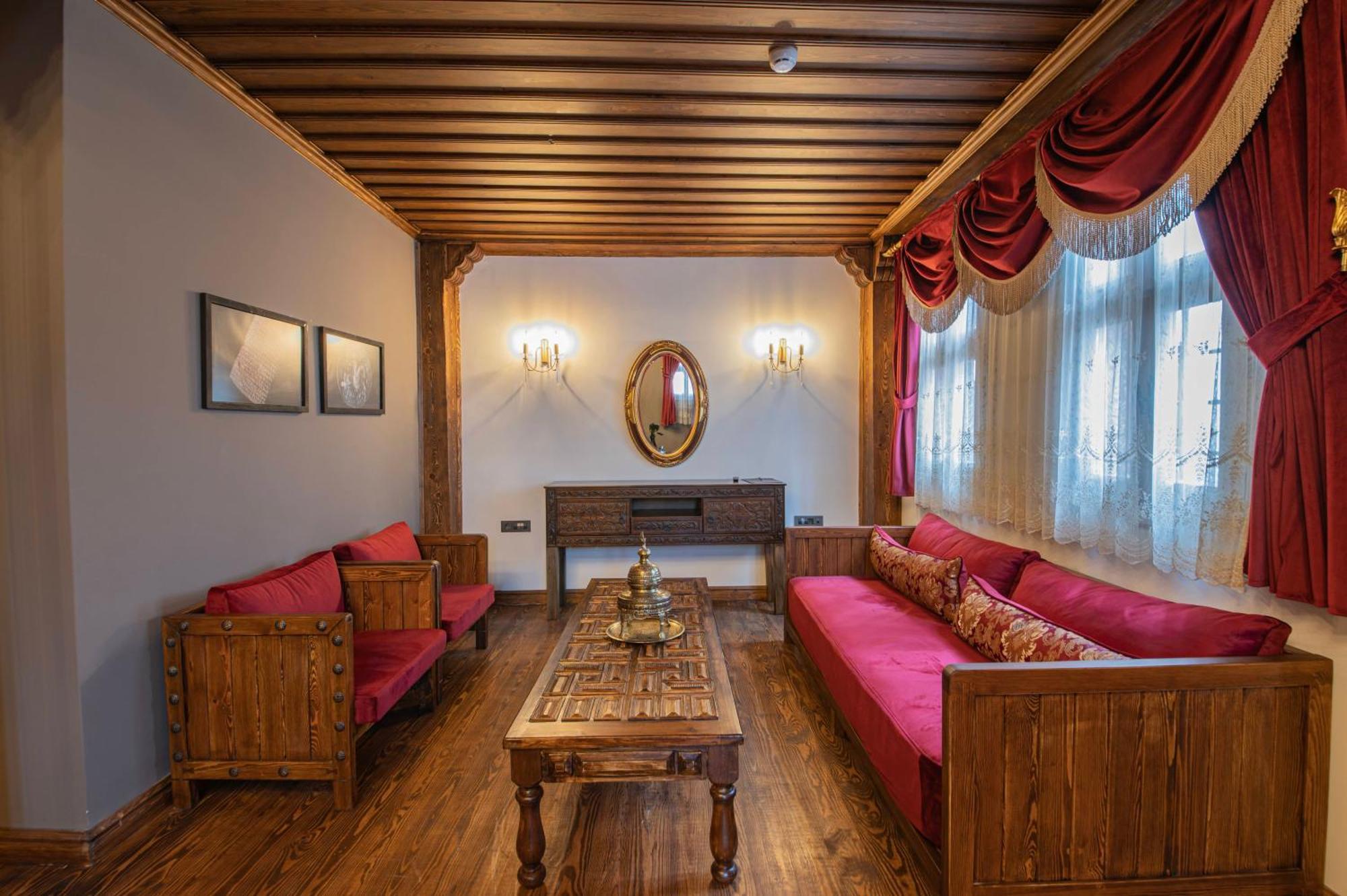 קייסרי Four Mansions Hotel מראה חיצוני תמונה
