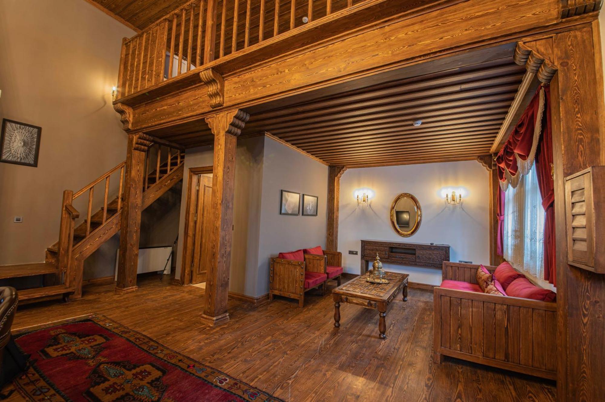 קייסרי Four Mansions Hotel מראה חיצוני תמונה