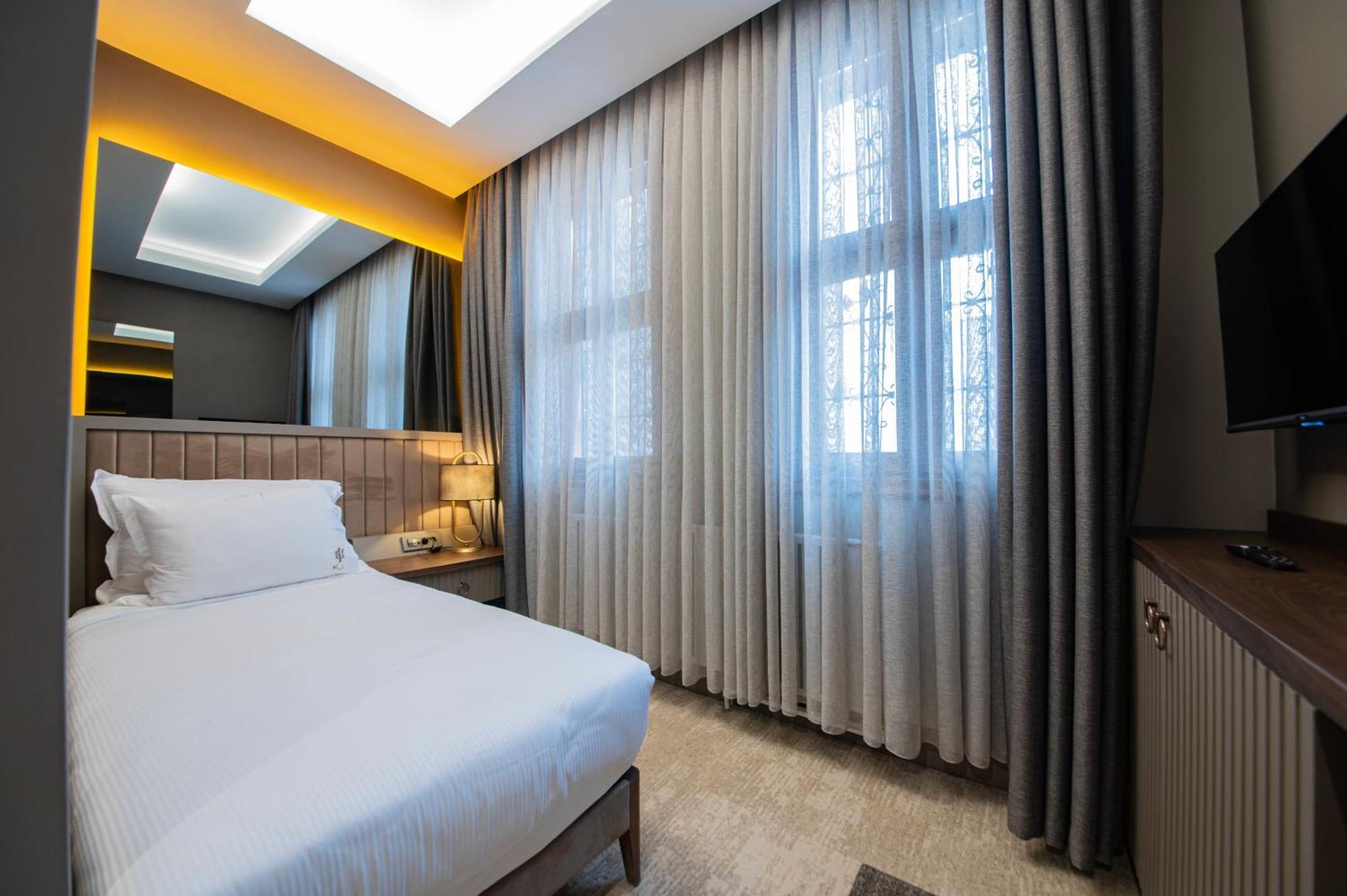 קייסרי Four Mansions Hotel מראה חיצוני תמונה