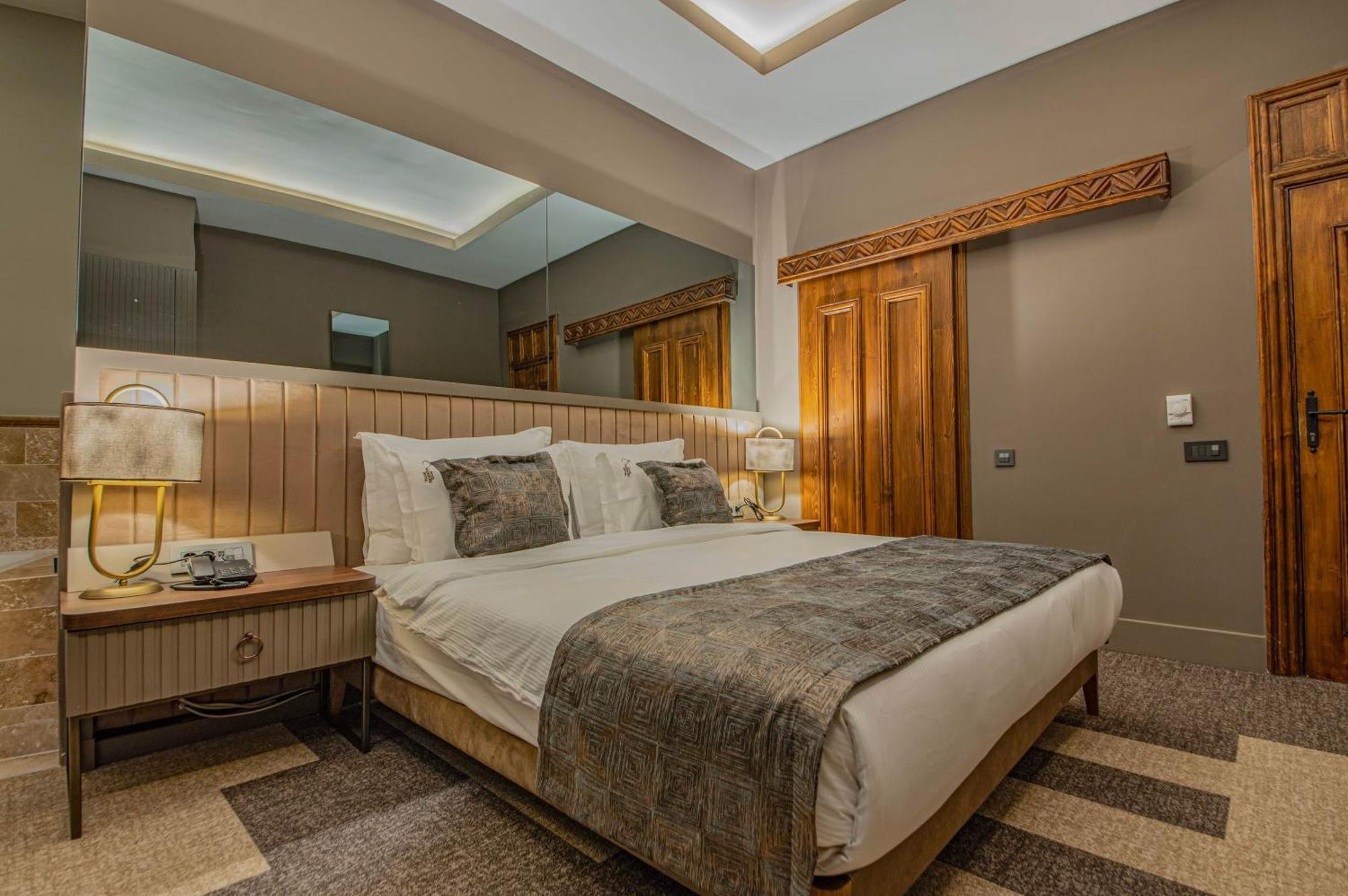 קייסרי Four Mansions Hotel מראה חיצוני תמונה