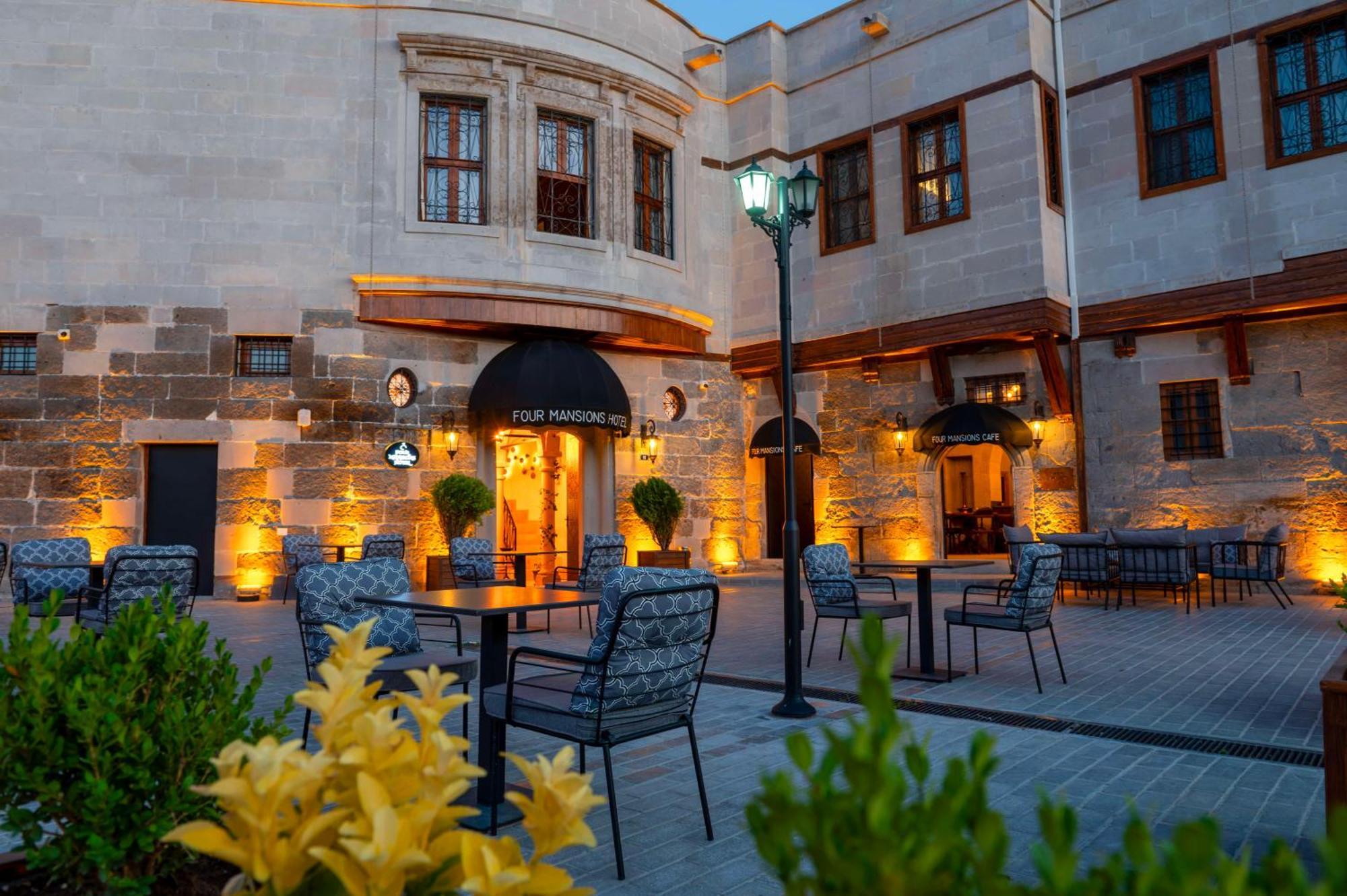 קייסרי Four Mansions Hotel מראה חיצוני תמונה